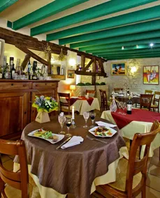 Logis Hotel Le Sorbier - Image 4