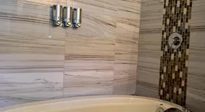The Flagstone Boutique Inn & Suites - Image 3