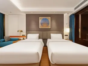 Maison New Century Hotel People's Square Municipal Government Dalian - Image 4