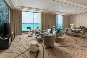 Regal Heights Hotel - Image 2