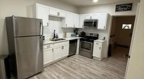 Spacious 3 bedroom 2 bath home in Downtown - Image 4