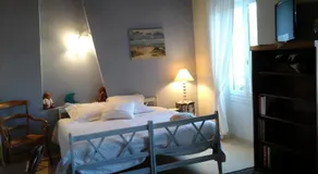 LES Roses Trémières - Image 2