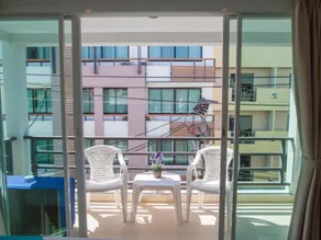 Nouveau Guesthouse - Image 4