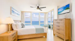 Beachfront Condo with Pool, Balcony & Ocean Views - Image 2