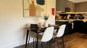 Modern Hawthorn Stay, New Forest Escape - Image 4