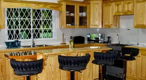 Coke Guest House - Image 4