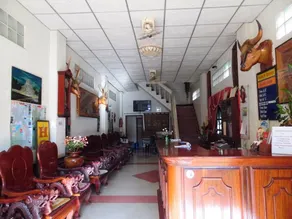 Thaveesinh Hotel - Image 1