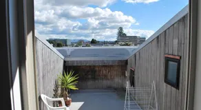 Loft 109 Backpackers Hostel - Image 2