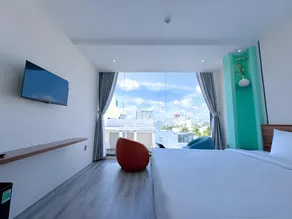 V'Luna Hotel - Managed by THM - Image 2