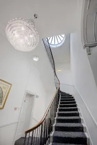 Albany Hotel - Image 5