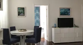 Squere 44 Apartment - Image 3