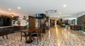 BB Glass House Pattanakrn บีบี กลาสเฮ้าส์ พัฒนาการ - Image 2