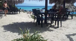 A Turri Rooms and Restaurant - Image 5