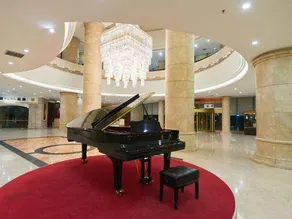 Glory Hotel - Image 3