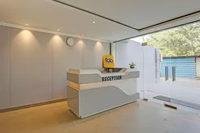 FabHotel New R Inn - Image 4