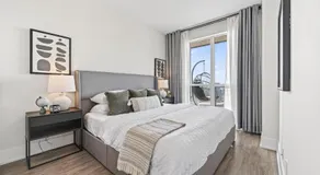 Luxury 2BR Suite - Skyline & Lake Views - Sleeps 6 - Walk to CN Tower - Image 4