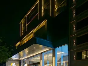 Marquis Hotel - Image 4