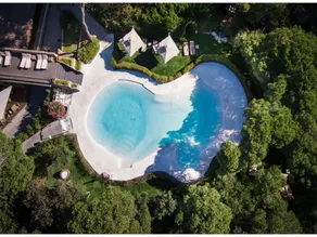 Modernes Studio mit gemeinschaftlichen Pool - Image 4
