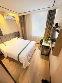 GreenTree Inn Langfang Sanhe South Yingbin Road Express Hotel - Image 3