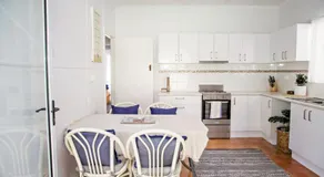 Blue Beach House - Image 4