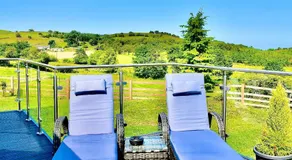 Arbennig Luxury Lodges - Image 4
