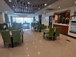 Home Inn Beijing Xuanwumen - Image 5