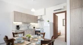 Sunny Rock Apartments - Image 2