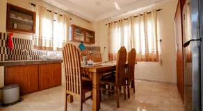 Suwani Pinnawala Homestay - Image 5