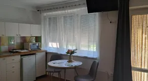 Anna's House - Image 4