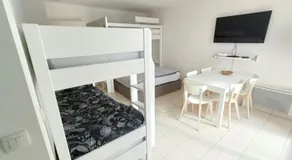 Disney Horizon Parc Studio 5 personnes PK privé gratuit balcon lit bébé - Image 2