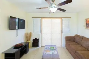 New Kingston Guest Apartment IV - Image 2