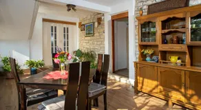 Apartments Barat - Image 4
