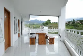 Sazara Hotel Batu - Image 4