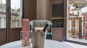 BiBo Suites Real Chancilleria - Image 3