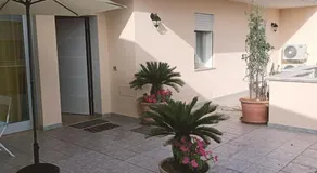 Sunny House Fourteen - Image 5