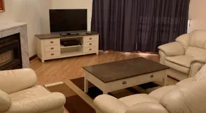 Adelaide's holiday home - Image 2