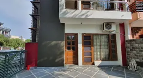 Peaceful Home2 Stay by Six Lane - Image 5