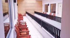 Hotel Flamboyan - Image 3