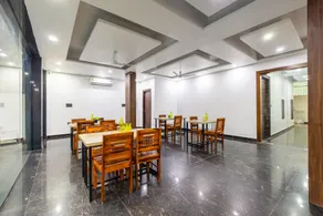 Aura Residency By Groom Room Hospitality I Sector -63A Noida I 87oo and 2o5 and 865 - Image 5