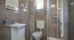 Minute to the SEA - Vacation Home - Image 2