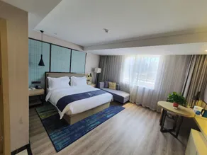 Echarm Hotel Yingshang High-speed Railway Station Wuzhou Wanhui Plaza - Image 3