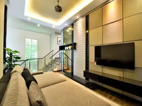 Violet Luxury Service Villa - Image 2