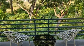 Golden Valley Abode - Image 4