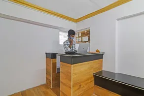 Hotel O V Guest Inn - Image 3