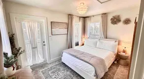 Stylish Cozy Family Cottage with Golf Cart - 1 mile to Dwntn Ocean Springs and beach - Image 2