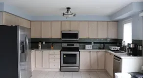 Detached 3 BR home in Ajax,On - Image 3