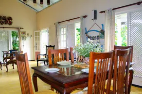 Anne's Maisonnette - Image 2