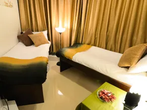 Garden Hotel - Image 2