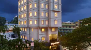 Ariya Nivaas A Vegetarian Hotel - Image 2