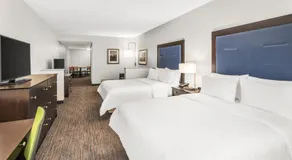 Holiday Inn Express & Suites Wilmington-Newark by IHG  - Image 4